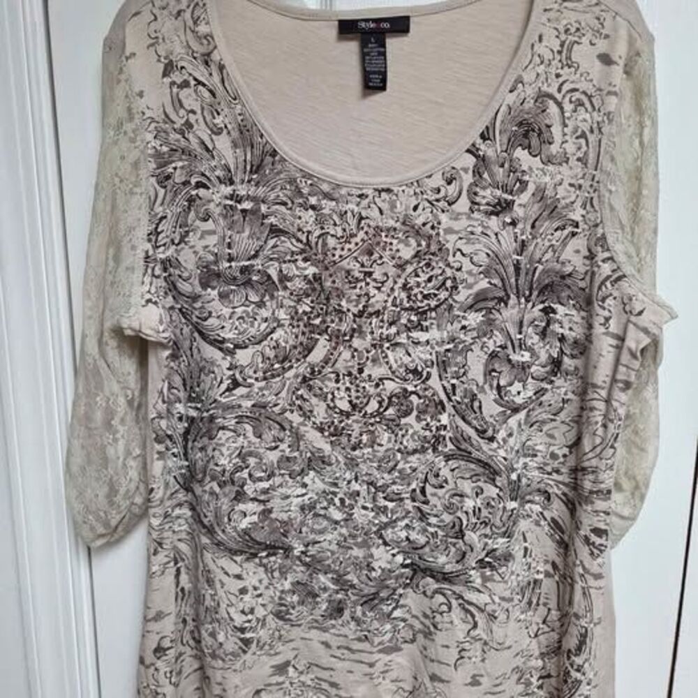 Style & co. Womens Large tan scoop neck, 3/4 lace sleeves, and rhinestones